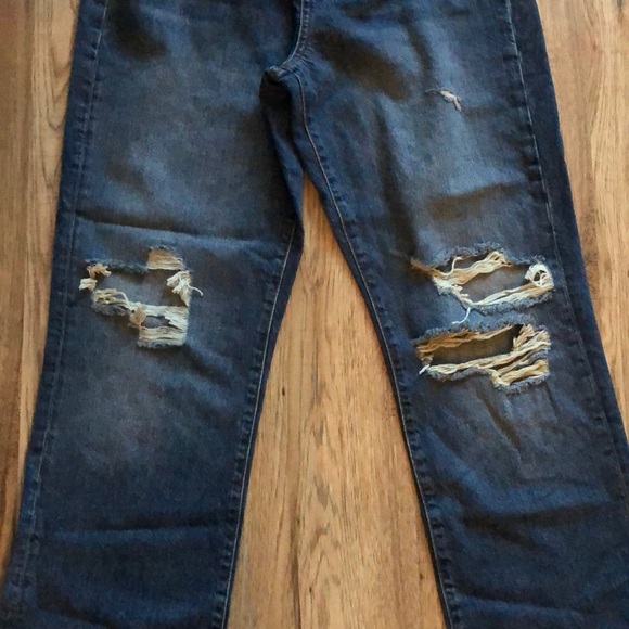 NEW!! Zara High Waisted Ripped Straight Leg Jeans - Picture 8 of 16